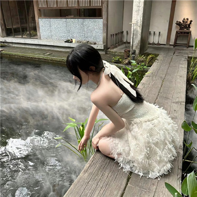 迪庆伴游女生仇吉月的资料